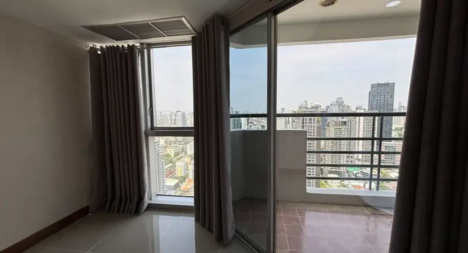À louer 1 chambre condo à Khlong Toei, Bangkok