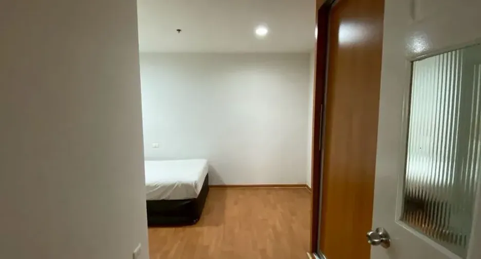 Condo en alquiler de 2 habitaciones en Khlong Toei, Bangkok