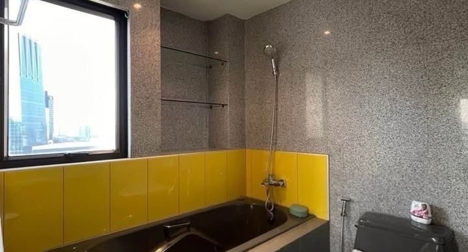 Condo en alquiler de 2 habitaciones en Sathon, Bangkok