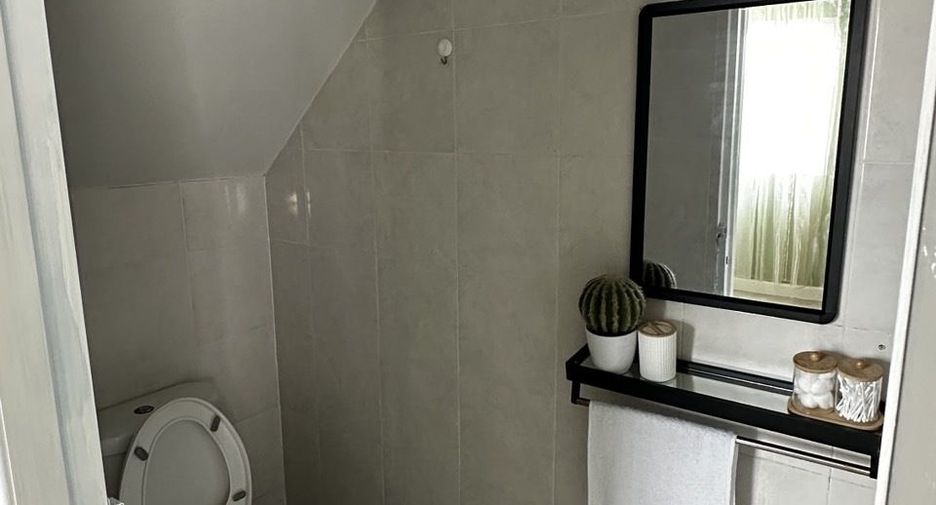 For rent 2 ベッドルーム townhouse in Mueang Phuket, Phuket