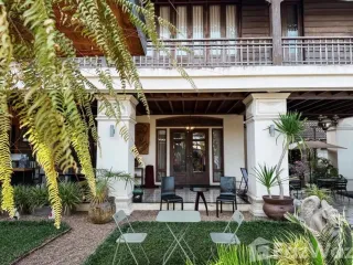 For sale 5 bedrooms house in Mueang Chiang Mai, Chiang Mai