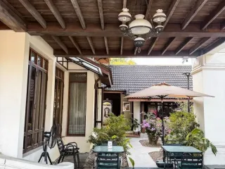 For sale 5 bedrooms house in Mueang Chiang Mai, Chiang Mai