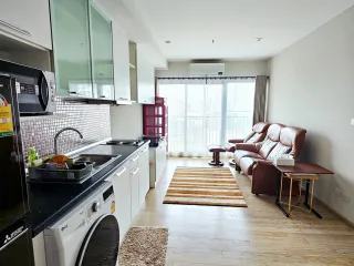 Condo en alquiler de 1 habitaciones en Khlong Toei, Bangkok