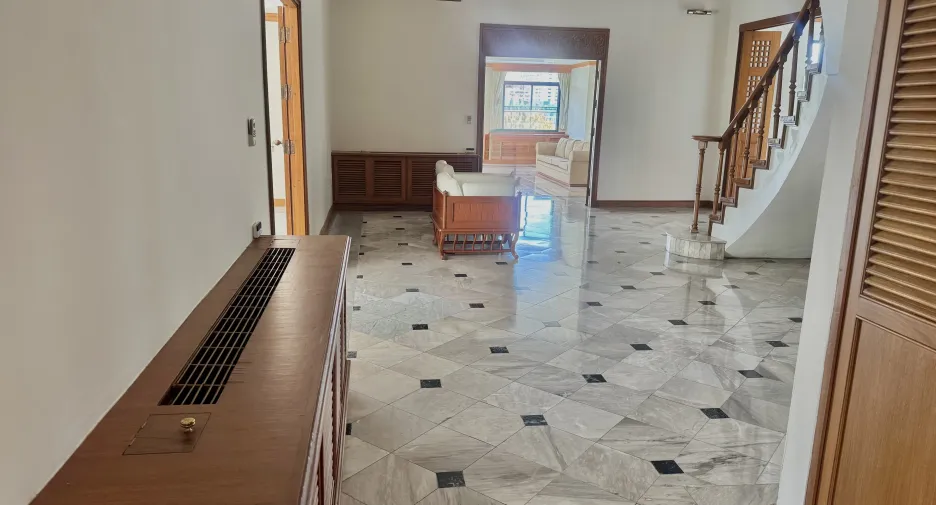 Apartment zur Miete mit 5 Zimmer in Watthana, Bangkok