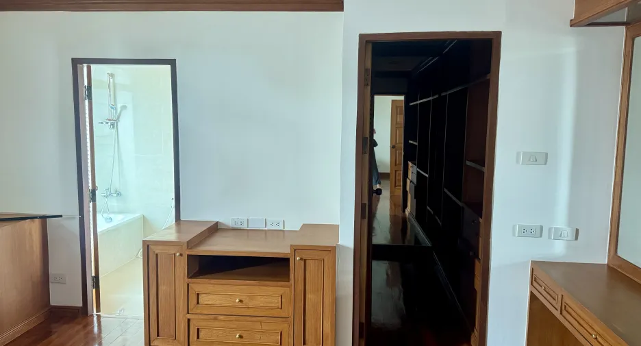 Apartment zur Miete mit 5 Zimmer in Watthana, Bangkok