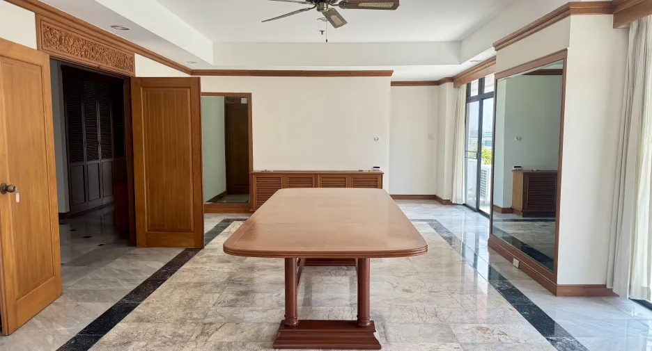 Apartment zur Miete mit 5 Zimmer in Watthana, Bangkok