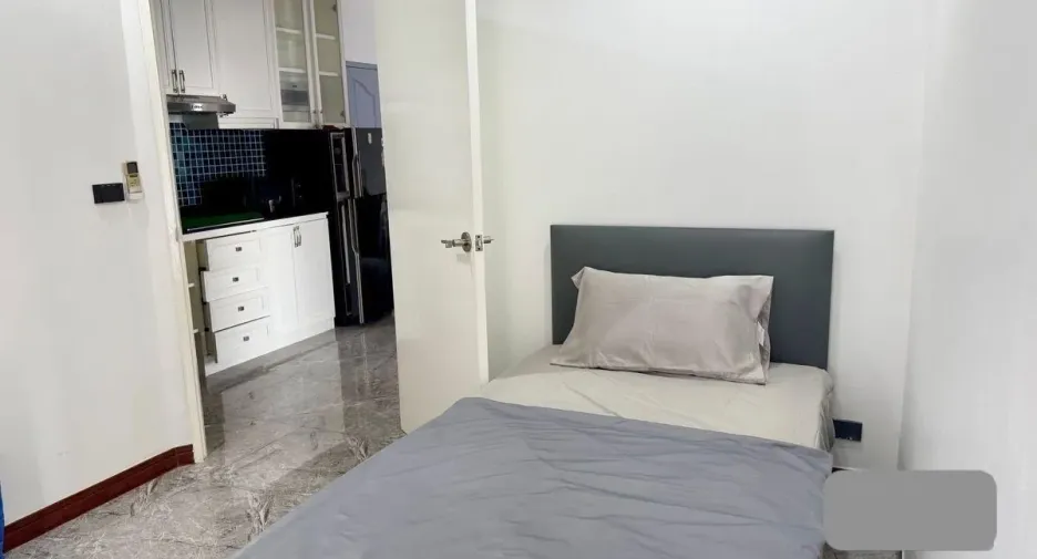 For rent 2 bedrooms condo in Ratchathewi, Bangkok