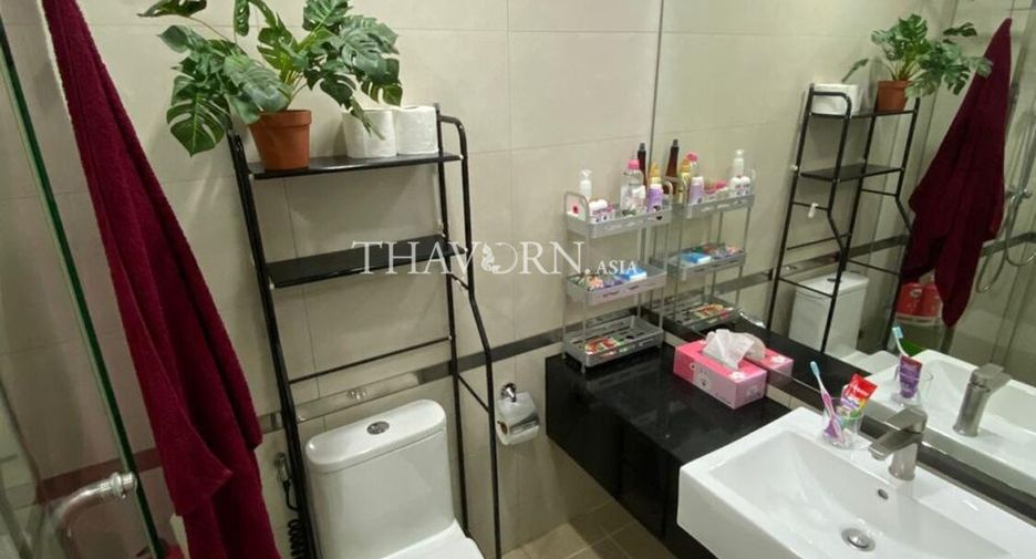 For sale 2 bedrooms condo in Pratumnak, Pattaya