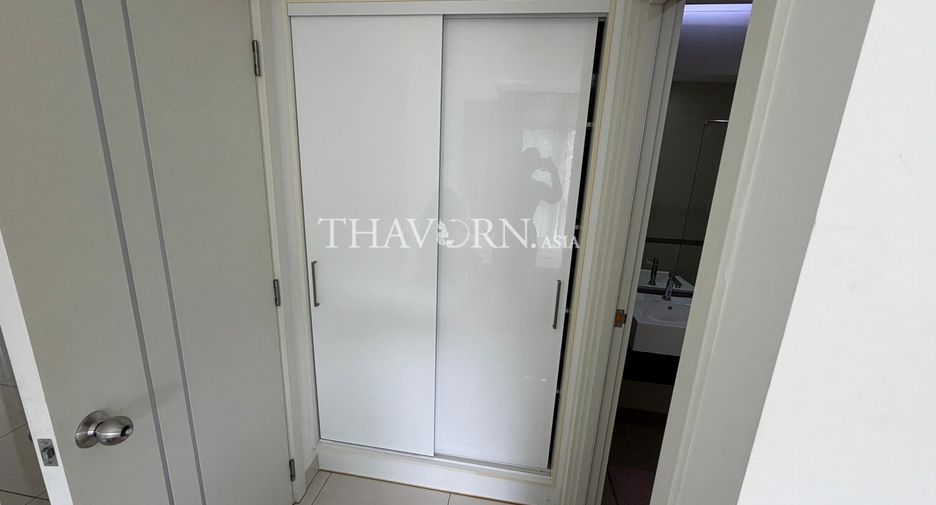 For sale 2 bedrooms condo in Pratumnak, Pattaya