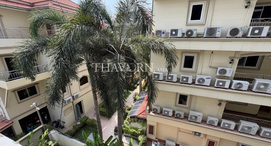 For sale 2 bedrooms condo in Pratumnak, Pattaya