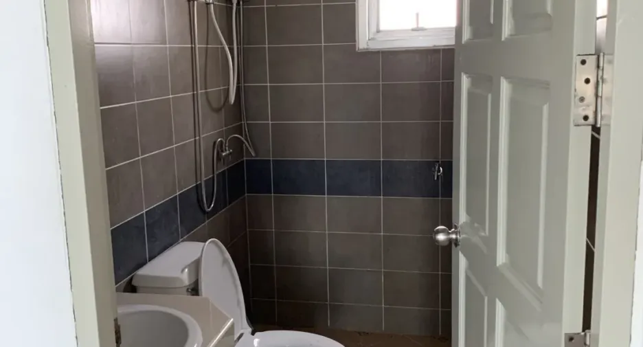For rent 3 bedrooms townhouse in Mueang Phuket, Phuket