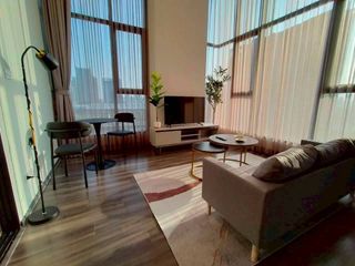 For rent 2 bedrooms condo in Ratchathewi, Bangkok