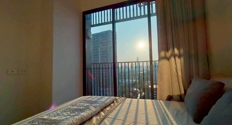 For rent 2 bedrooms condo in Ratchathewi, Bangkok