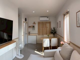 Casa adosada en alquiler de 2 habitaciones en Bang Phli, Samut Prakan