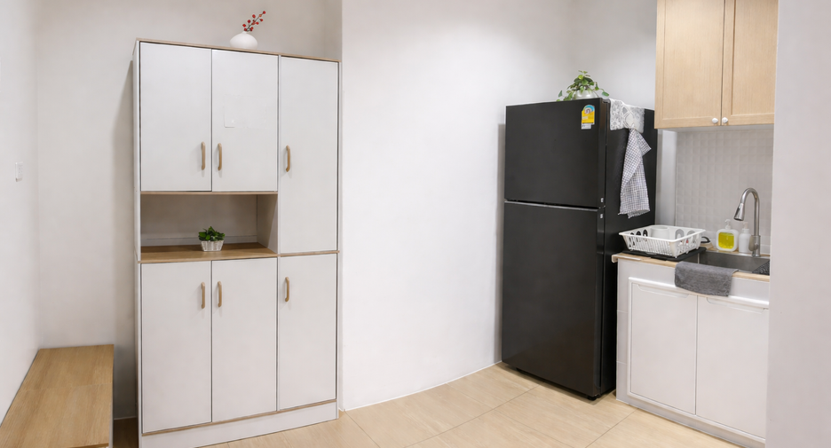 For rent 2 bedrooms townhouse in Bang Phli, Samut Prakan