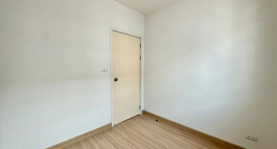 For sale 3 bedrooms townhouse in Bang Khae, Bangkok