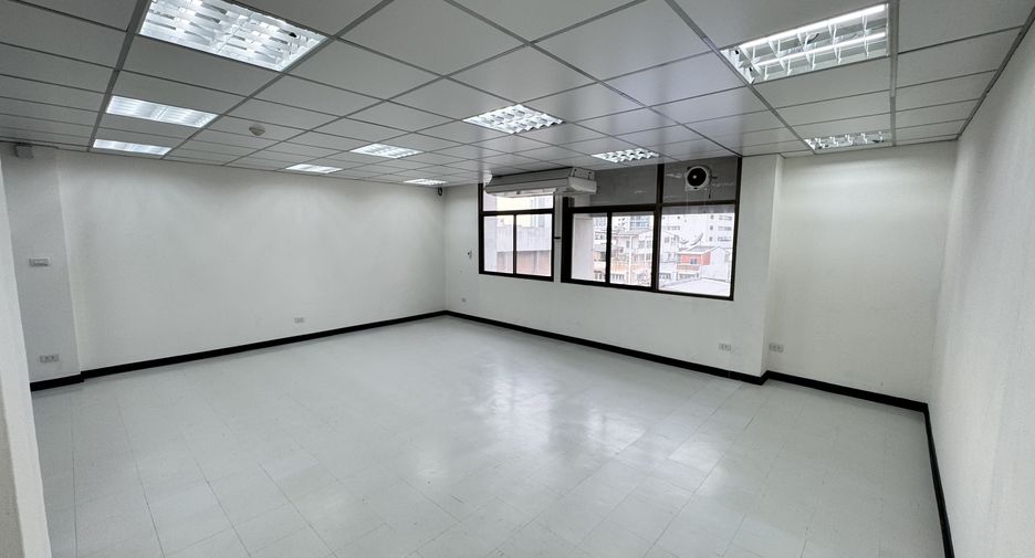 Oficina en alquiler en Bang Rak, Bangkok