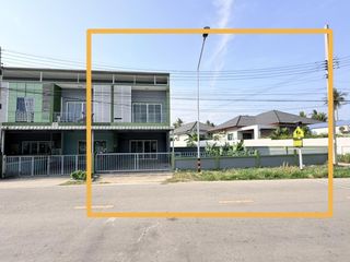 For sale 2 bedrooms townhouse in Bang Lamung, Chonburi