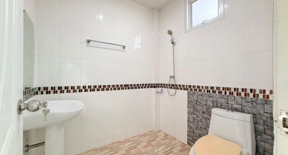 Casa adosada en venta de 2 habitaciones en South Pattaya, Pattaya