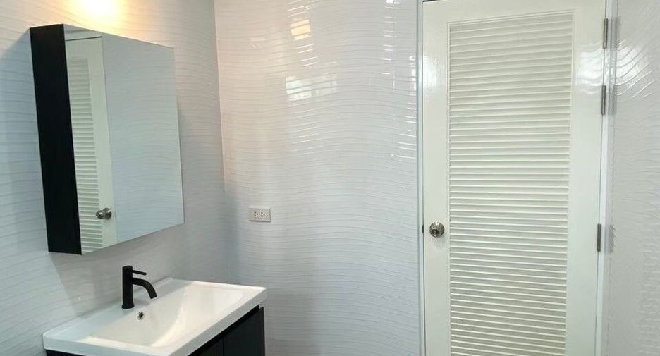 Haus zum Kauf und zur Miete mit 4 Zimmer in Hang Dong, Chiang Mai