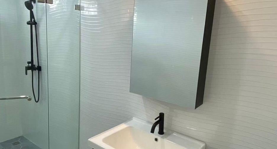 Haus zum Kauf und zur Miete mit 4 Zimmer in Hang Dong, Chiang Mai