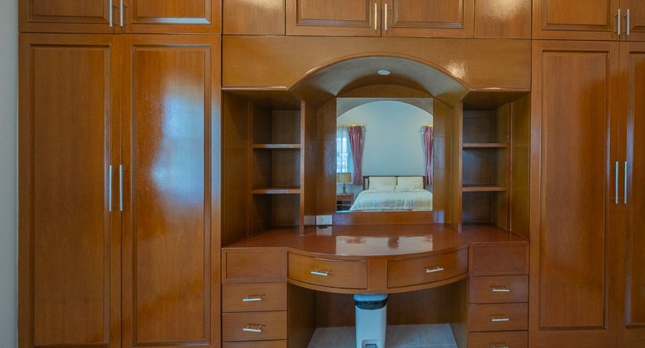 Продажа 4 спальни дом в Северная Паттайя, Паттайя