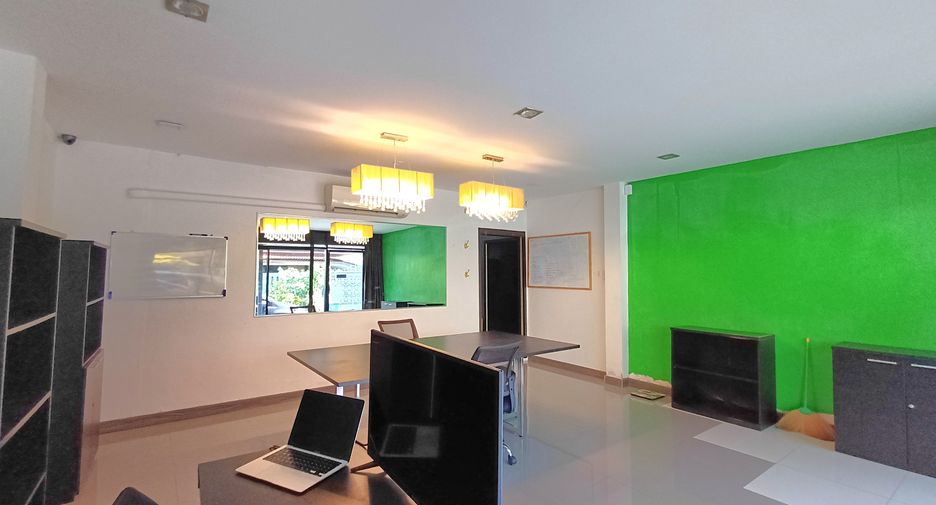 Casa adosada en alquiler y en venta de 2 habitaciones en South Pattaya, Pattaya