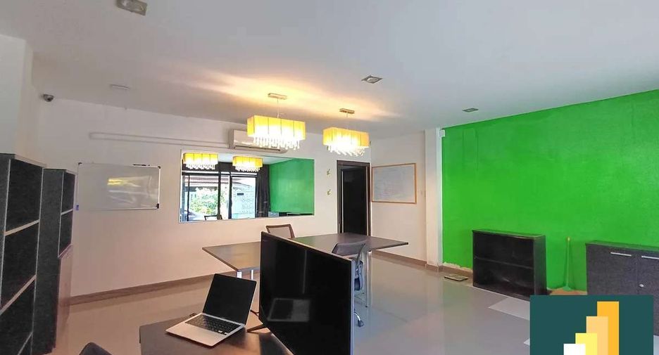 Casa adosada en alquiler y en venta de 2 habitaciones en South Pattaya, Pattaya