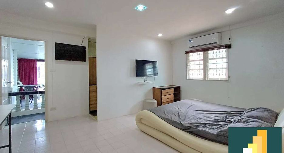 Reihenhaus zum Kauf mit 2 Zimmer in East Pattaya, Pattaya