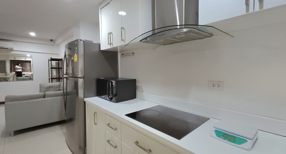 Casa adosada en alquiler y en venta de 2 habitaciones en South Pattaya, Pattaya