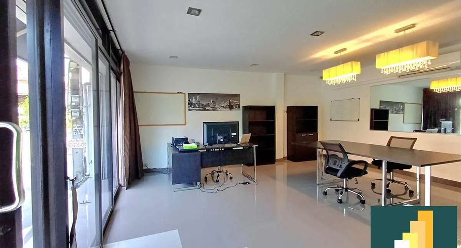 Casa adosada en alquiler y en venta de 2 habitaciones en South Pattaya, Pattaya