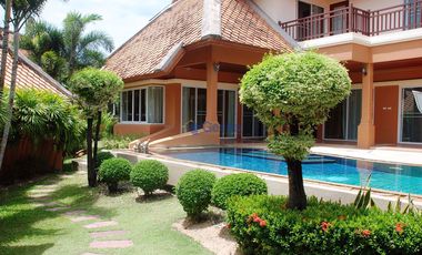 À louer 3 chambres maison à East Pattaya, Pattaya