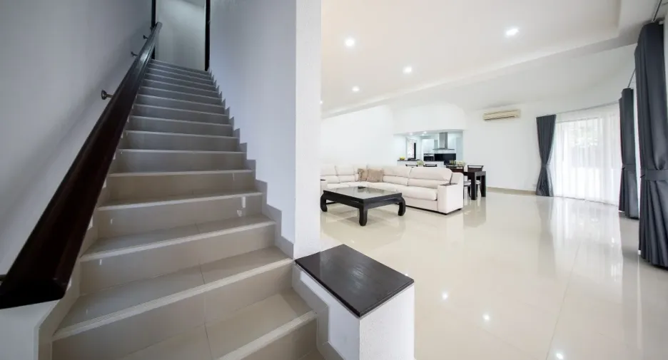 For sale 4 bedrooms house in East Pattaya, Pattaya