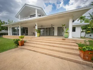 For sale 4 bedrooms house in Bang Lamung, Chonburi