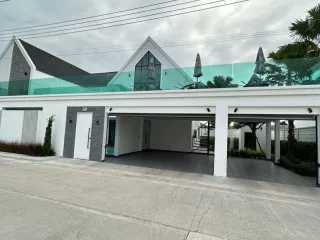 For sale 3 bedrooms house in Bang Lamung, Chonburi