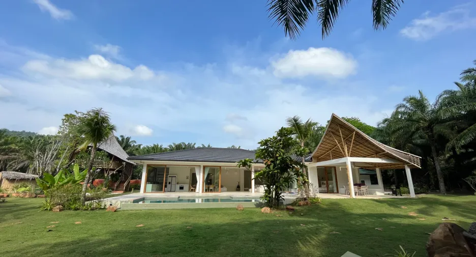 À vendre 6 chambres villa à Mueang Krabi, Krabi