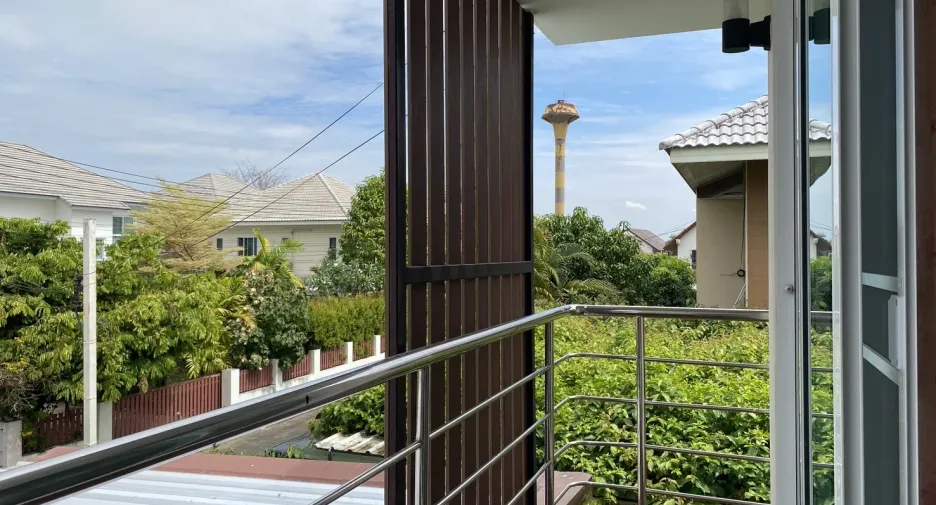 For rent 4 bedrooms house in Hang Dong, Chiang Mai