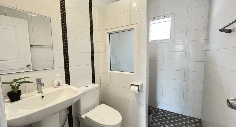 For rent 4 bedrooms house in Hang Dong, Chiang Mai