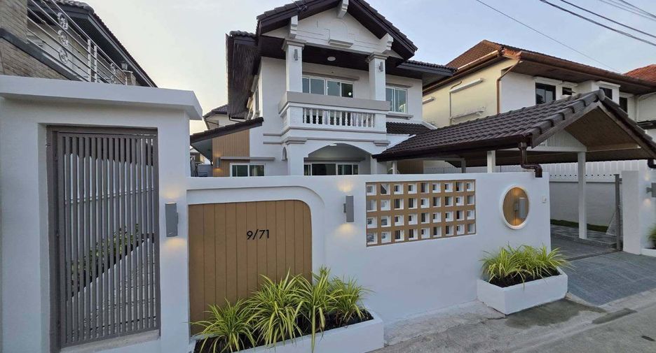 For sale 4 bedrooms house in Mueang Phuket, Phuket