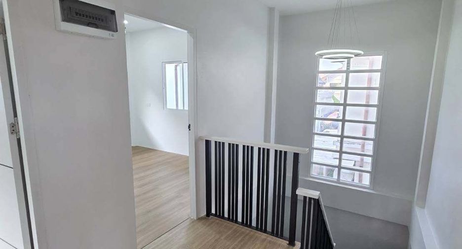 For sale 4 bedrooms house in Mueang Phuket, Phuket