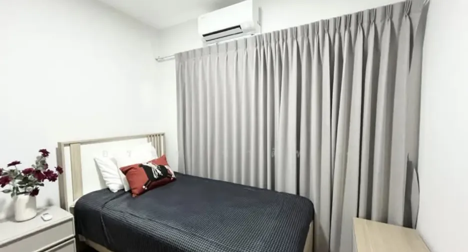 For rent 3 bedrooms townhouse in Bang Phli, Samut Prakan