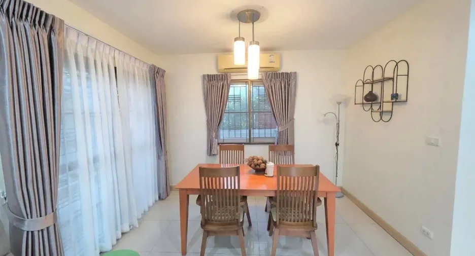 À louer 3 chambres maison à Bang Phli, Samut Prakan