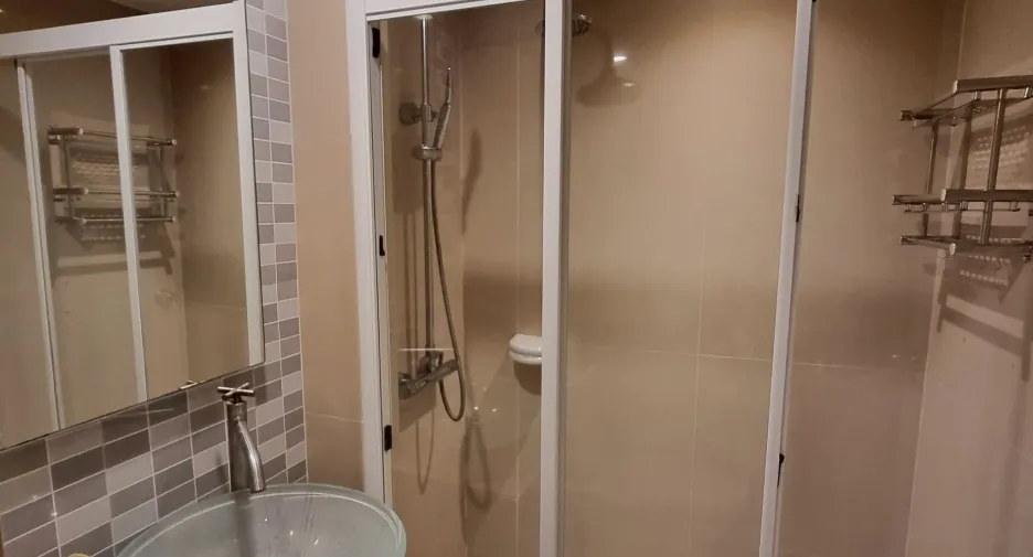 For rent and for sale 2 bedrooms condo in Wang Thonglang, Bangkok