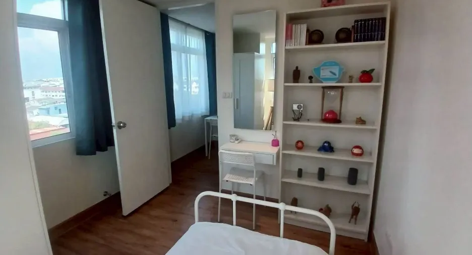 For rent and for sale 2 bedrooms condo in Wang Thonglang, Bangkok