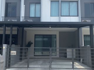 出售 2 卧室 联排别墅 在 Bang Phli, Samut Prakan