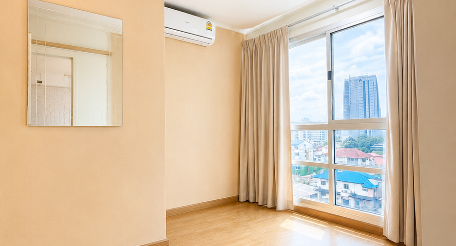 For sale 2 bedrooms condo in Phaya Thai, Bangkok