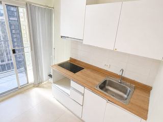 For sale 2 bedrooms condo in Phaya Thai, Bangkok