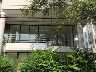 Casa adosada en venta de 4 habitaciones en Suan Luang, Bangkok