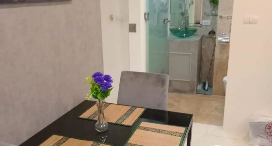 For rent 2 bedrooms condo in North Pattaya, Pattaya
