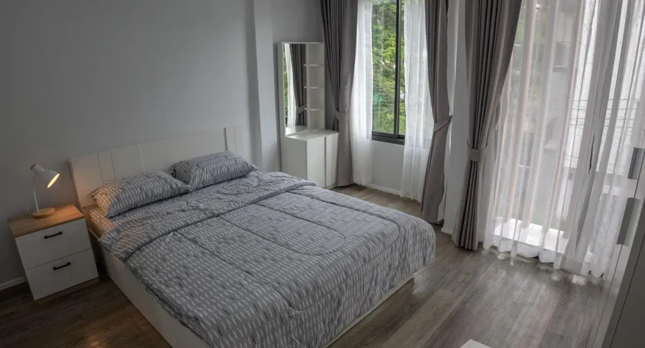 For rent 4 bedrooms townhouse in Ko Samui, Surat Thani